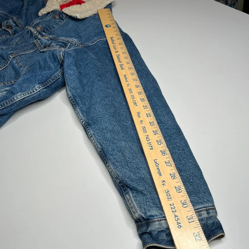 Levi's Strauss Signature Sherpa Lined Denim Trucker Jacket Men's L Blue Jean Red